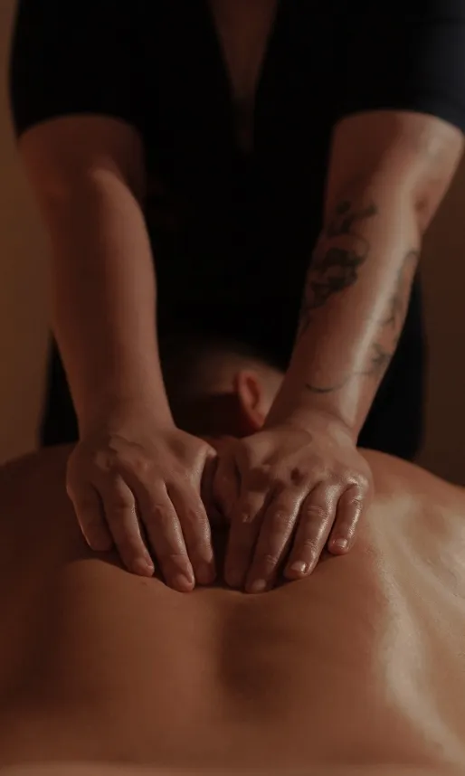 Классический массаж задней поверхности тела и стопы