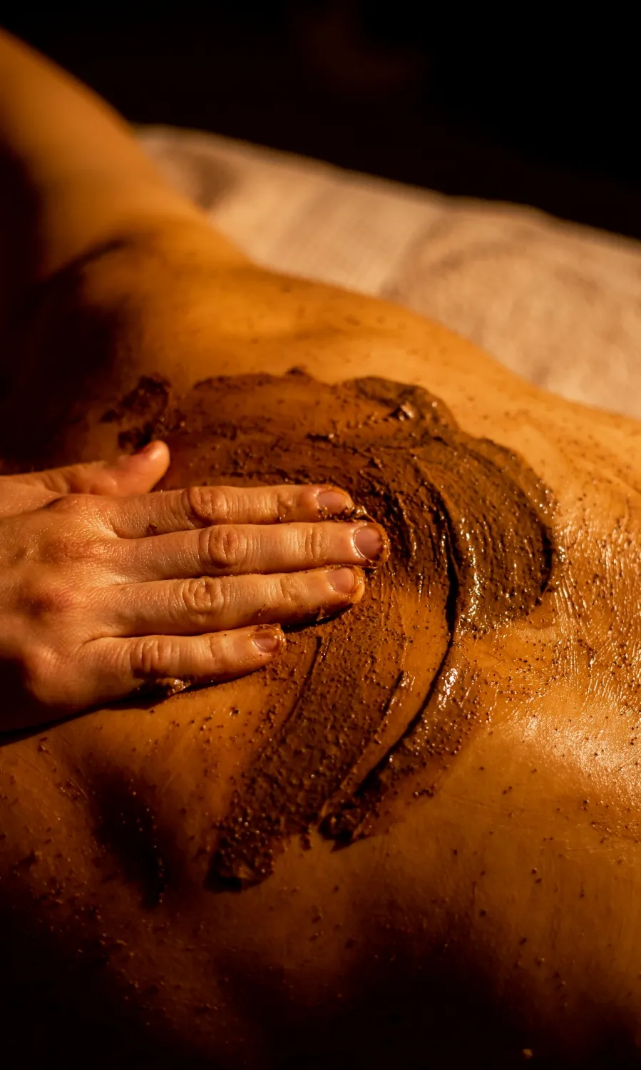 Массаж горячим шоколадом